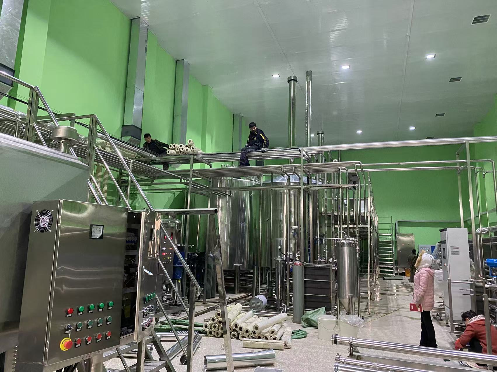 遂溪精酿啤酒设备厂—精酿啤酒设备制造：传承工艺与创新科技的交融
